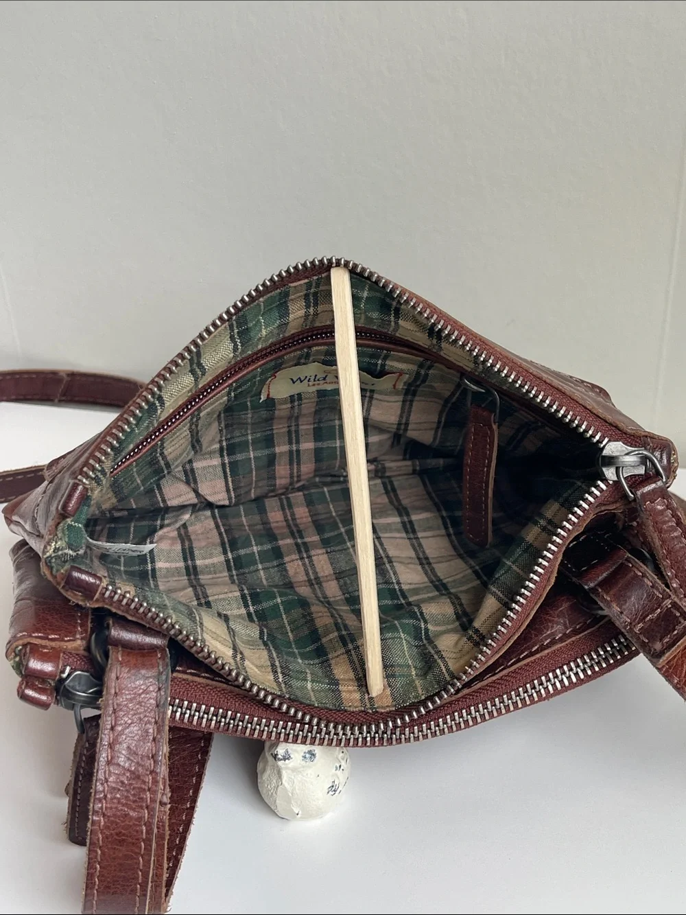 Wild West Los Angeles Genuine Leather Crossbody Bag
